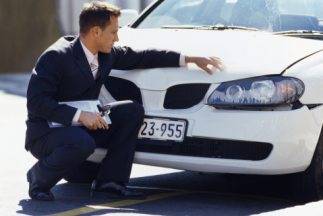 Ajustador de Seguro de Auto